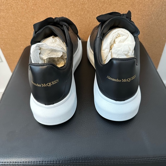 Alexander McQueen sneakers - Picture 4 of 6